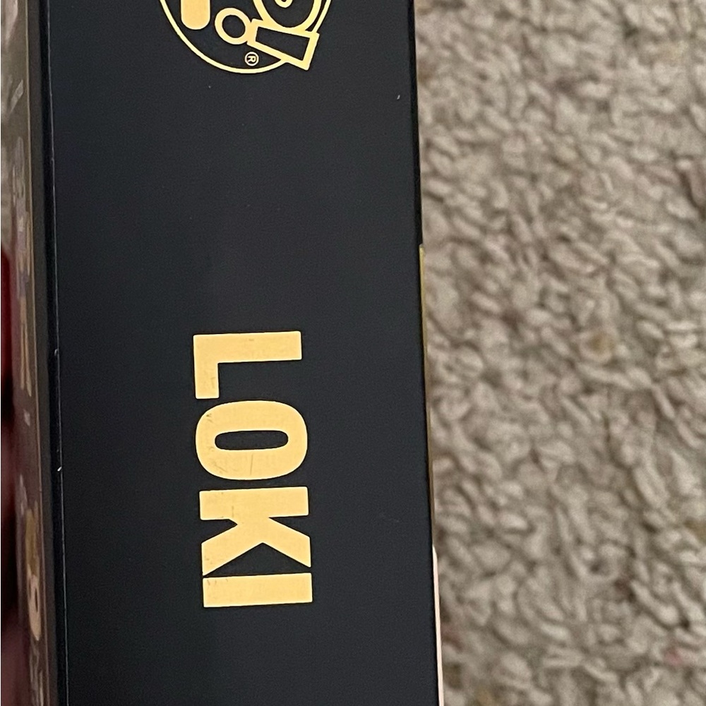 Pop Marvel Loki Pin - Picture 4 of 4